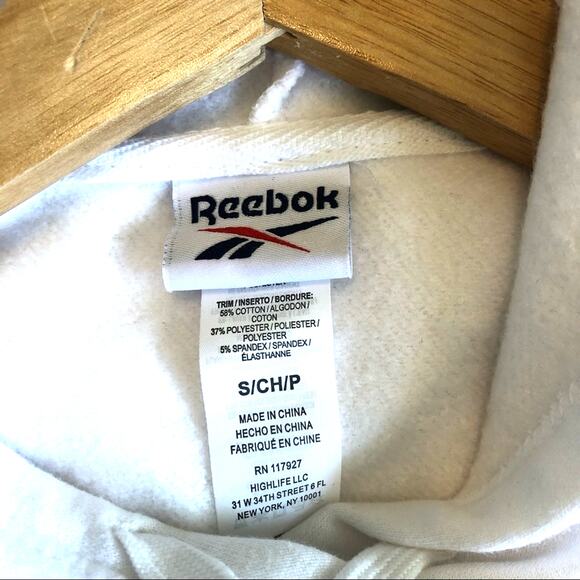 Reebok Hoodie Women’s Size Small Sweatshirt Oversized Athletic Workout Gym White - Picture 4 of 6